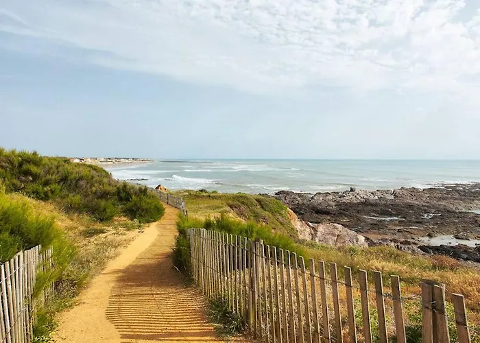 Chalet Climatisé Pour 6- Piscine Commune Chauffée *