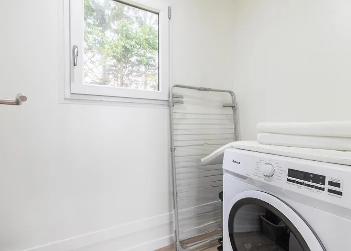 Chalet Climatisé Pour 6- Piscine Commune Chauffée *