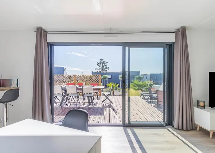 Chalet Climatisé Pour 6- Piscine Commune Chauffée