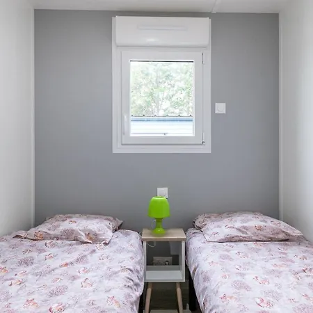 Climatise Pour 6- Piscine Commune Chauffee * Brétignolles-sur-Mer